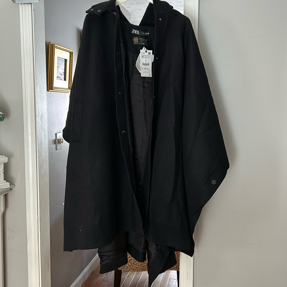 Women’s Zara cape